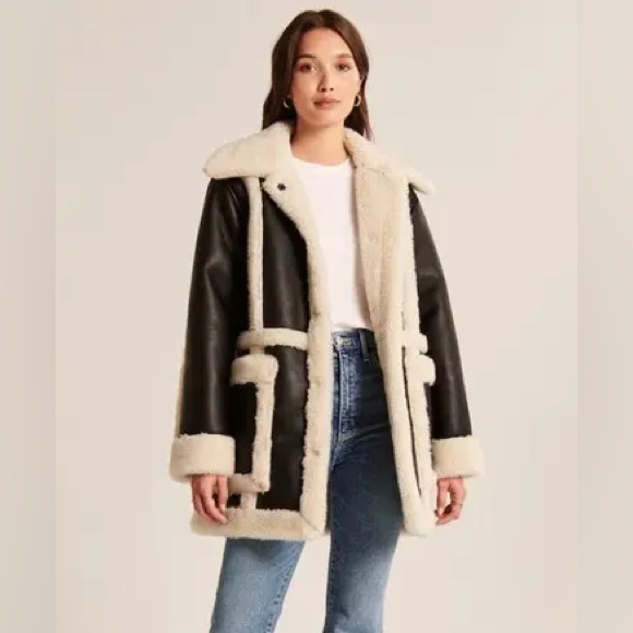 Abercrombie & Fitch Jackets & Blazers - Abercrombie & Fitch Black and Cream Shearling Jacket